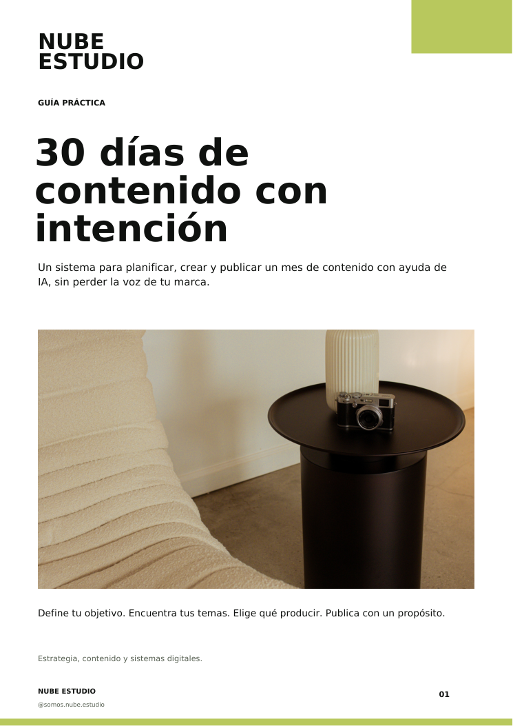 Portada de la guía 30 días de contenido con intención de Nube Estudio